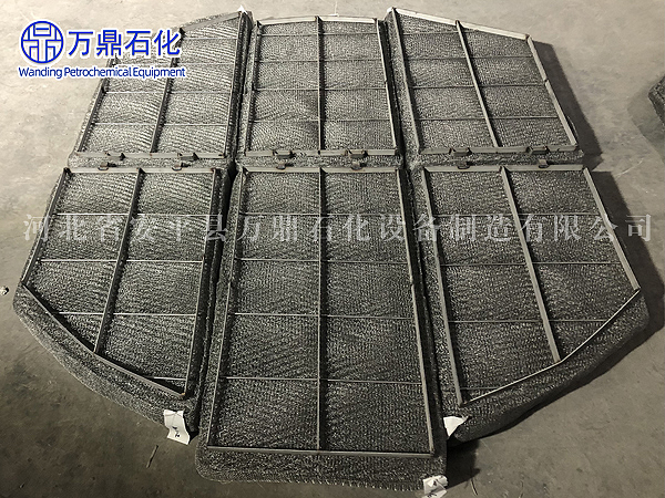 山東某化工設(shè)備公司采購我司異形304材質(zhì)除沫器網(wǎng)塊用于煙氣改造工程